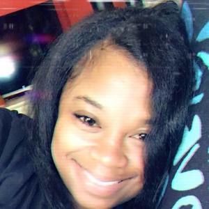 Meet your Posher, Briana